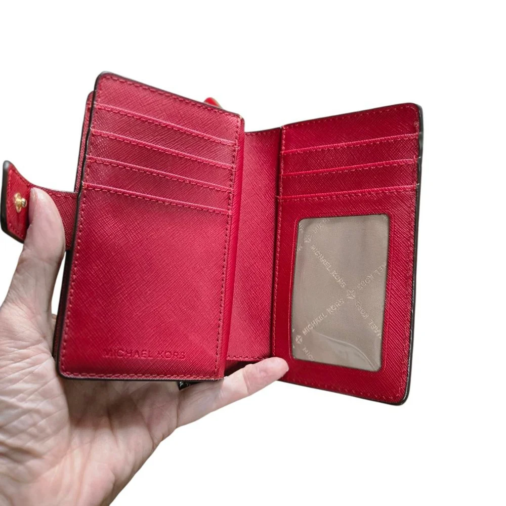 Michael Kors Jet Set Bifold Wallet Zippered Coin Leather Excellent Condition